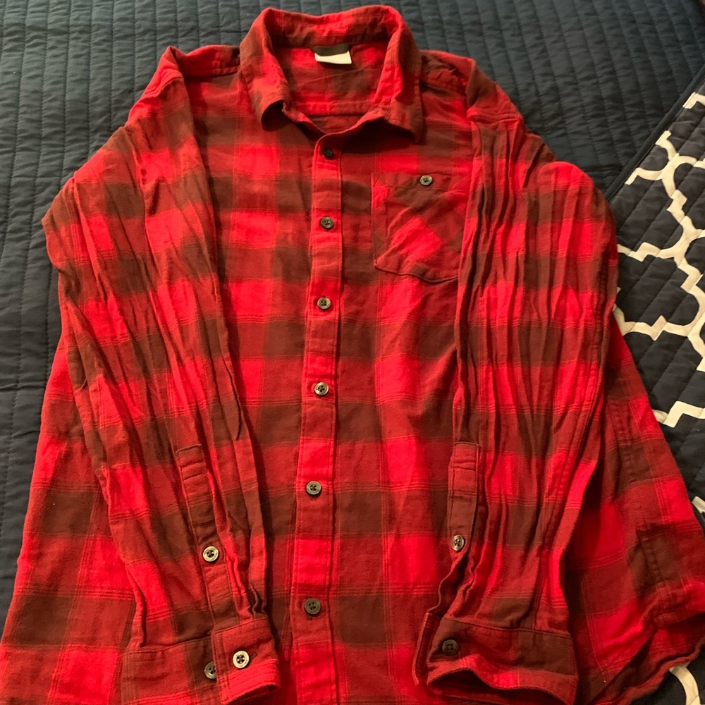 Men’s Columbia Button Up